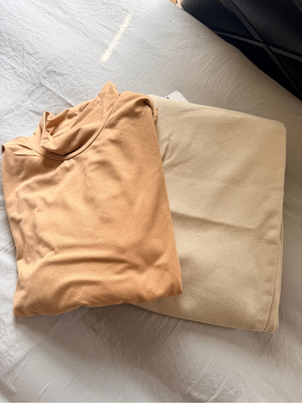 Bundle turtle neck sweater and jeans
